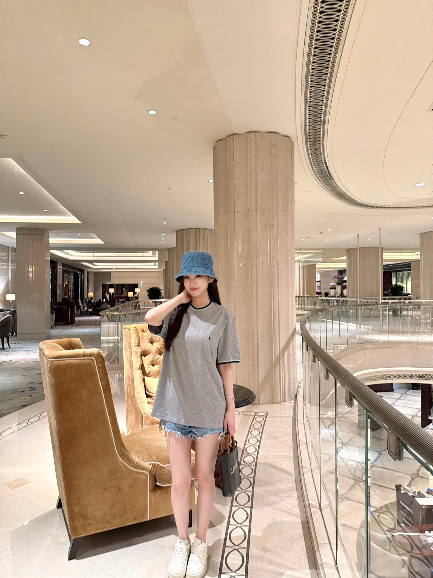 Ralph Lauren T #